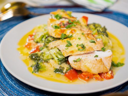 Chicken, Broccoli, and Red Bell Pepper Casserole