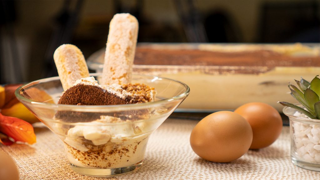 copycat-homemade-olive-garden-tiramisu-recipe