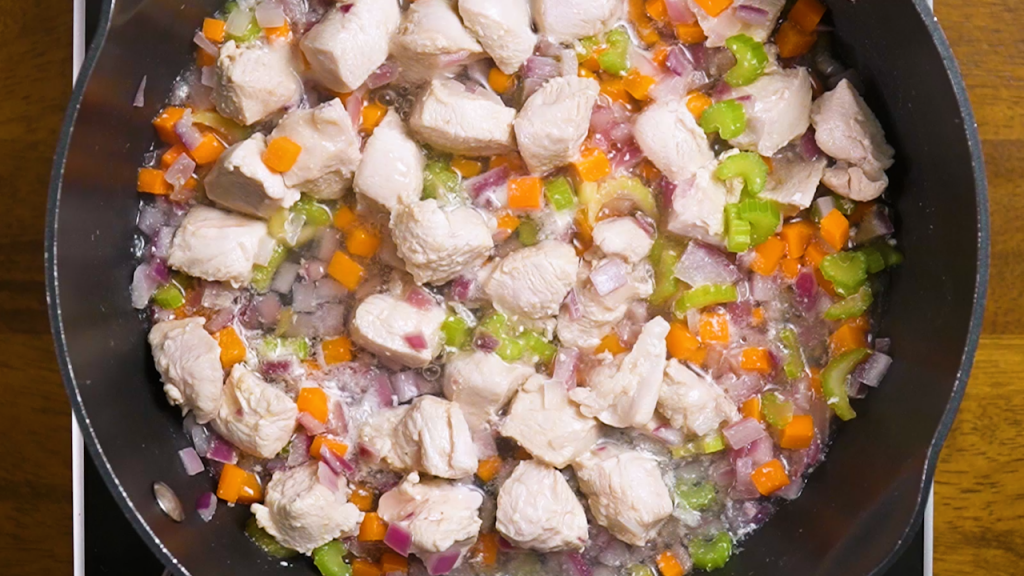 Copycat Marie Callender's Chicken Pot Pie Recipe - Recipes.net