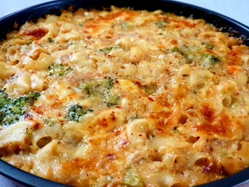 Broccoli-Chicken-Mac-and-Cheese