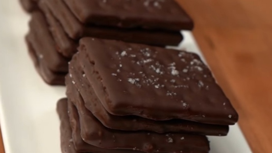 Chocolate Covered Graham Crackers Recipe