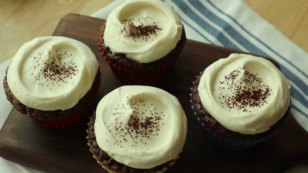 Chocolate Cupcakes with Pumpkin Filling Recipe