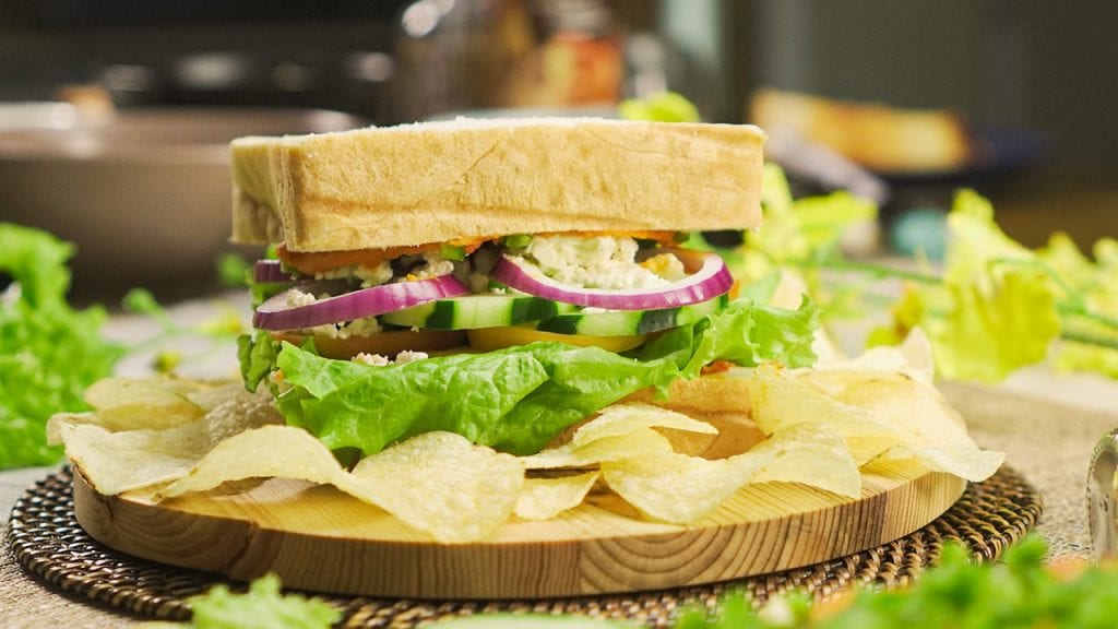 Copycat Paneras Mediterranean Veggie Sandwich