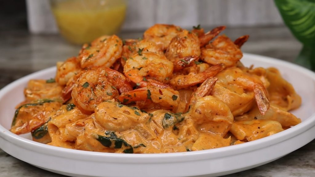 Creamy Tomato Garlic Butter Shrimp Recipe