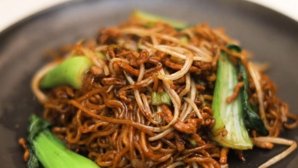Easy Homemade Chow Mein Recipe