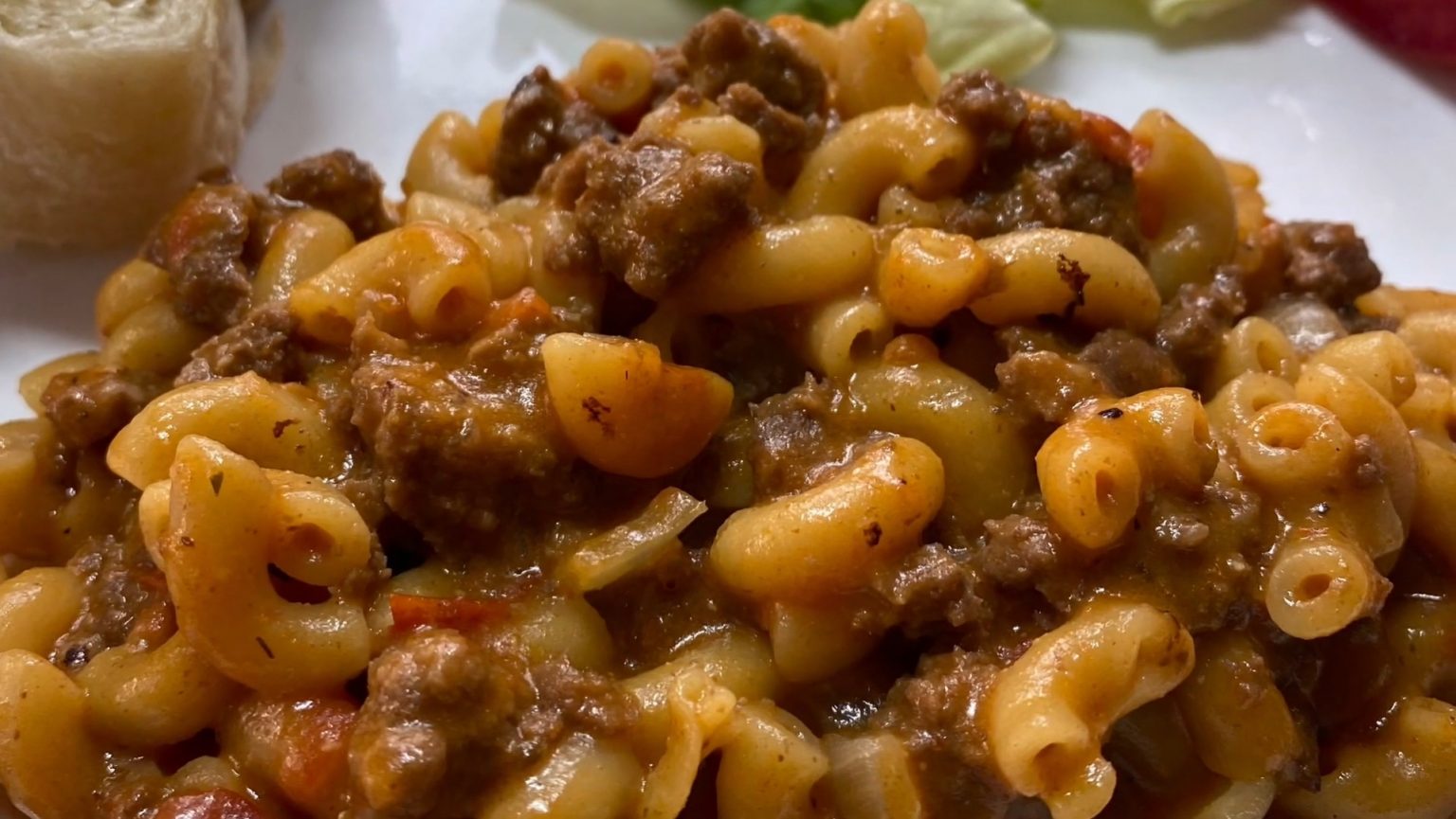 Sour Cream Beef Macaroni Casserole Recipe - Recipes.net