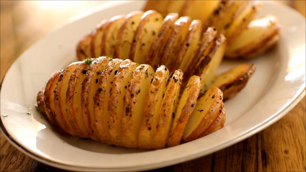 Hasselback-Herbed-Sweet-Potatoes-Recipe