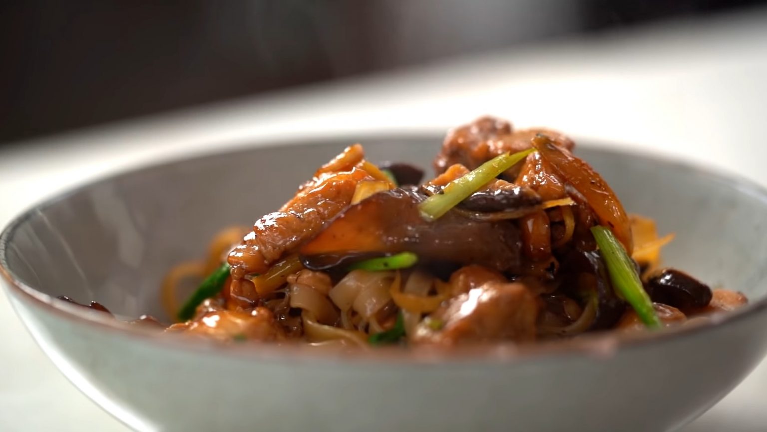 Rice Noodles vs Egg Noodles What Are the Differences?