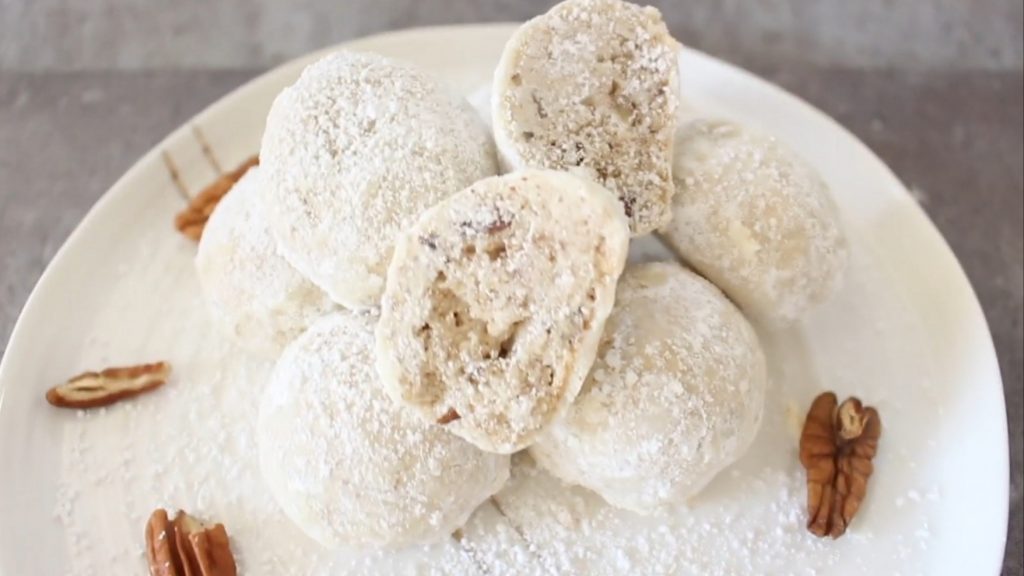 Pumpkin Pecan Polvorones (Mexican Wedding Cookies) Recipe