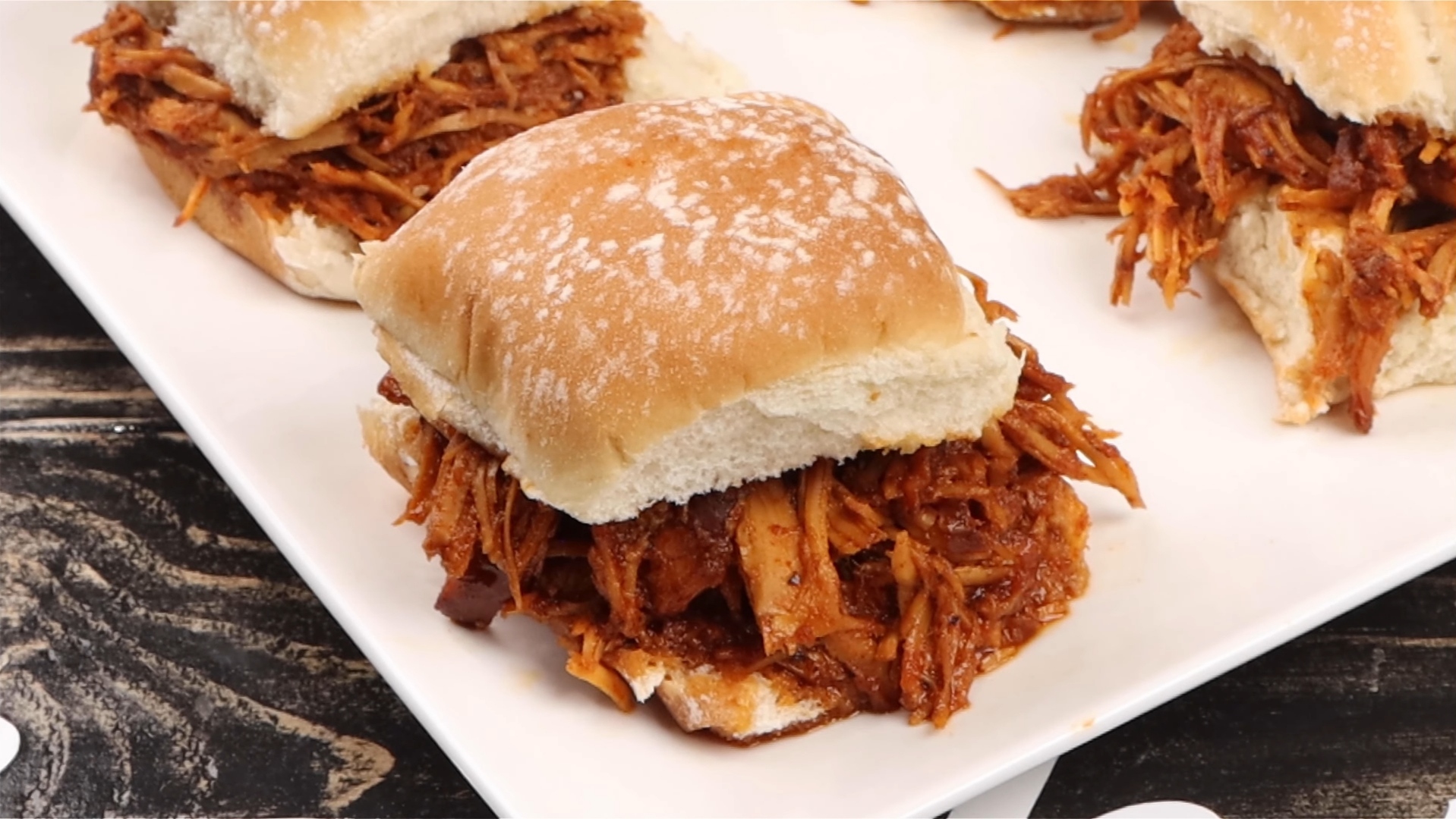 Slow Cooker BBQ Chicken Sliders Recipe