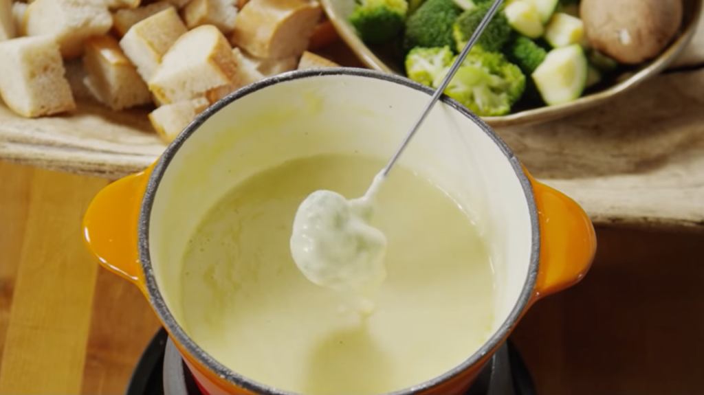 easy-cheese-fondue-recipe