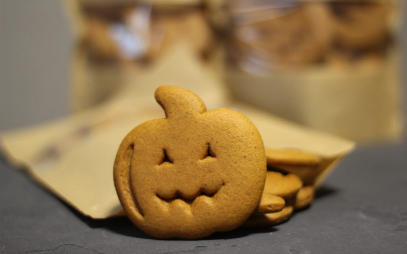 halloween pumpkin cookies