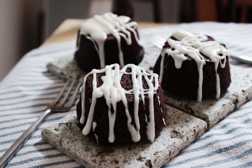Mini Chocolate Cake Bites Recipe
