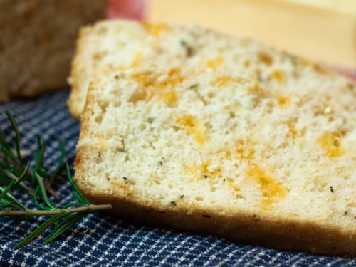 rosemary-and-feta-beer-bread-biscuits-recipe