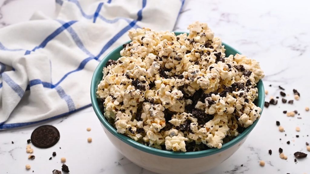 Cookies and Cream Popcorn Recipe