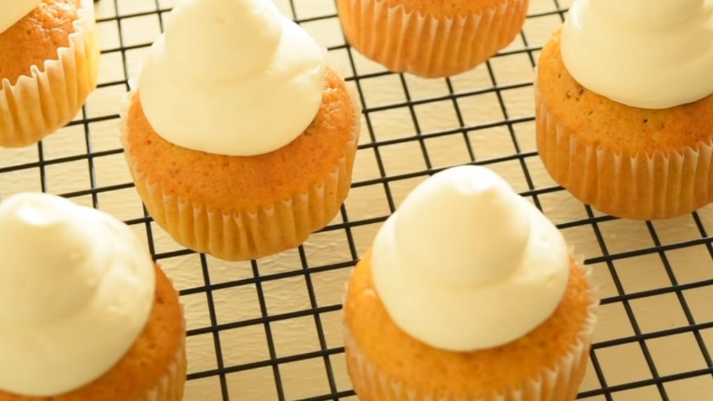 Easy Pumpkin Cupcakes Recipe