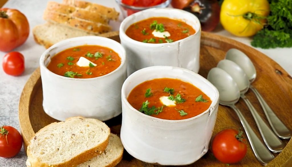 Roasted-Red-Pepper-and-Tomato-Soup-Recipe