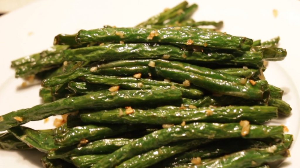 String Beans with Garlic and Oil Recipe