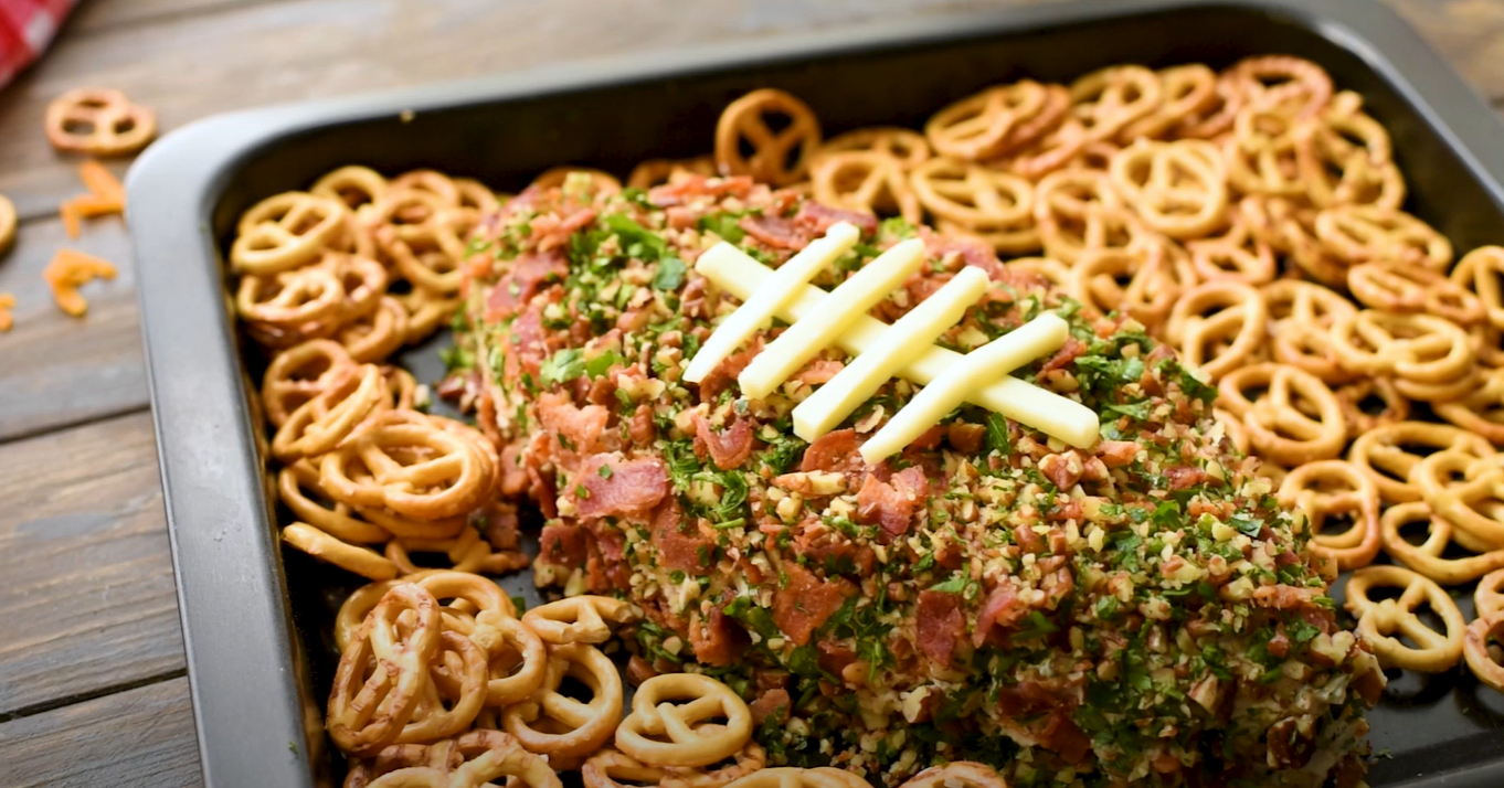 BBQ Bacon Cheese Ball Recipe