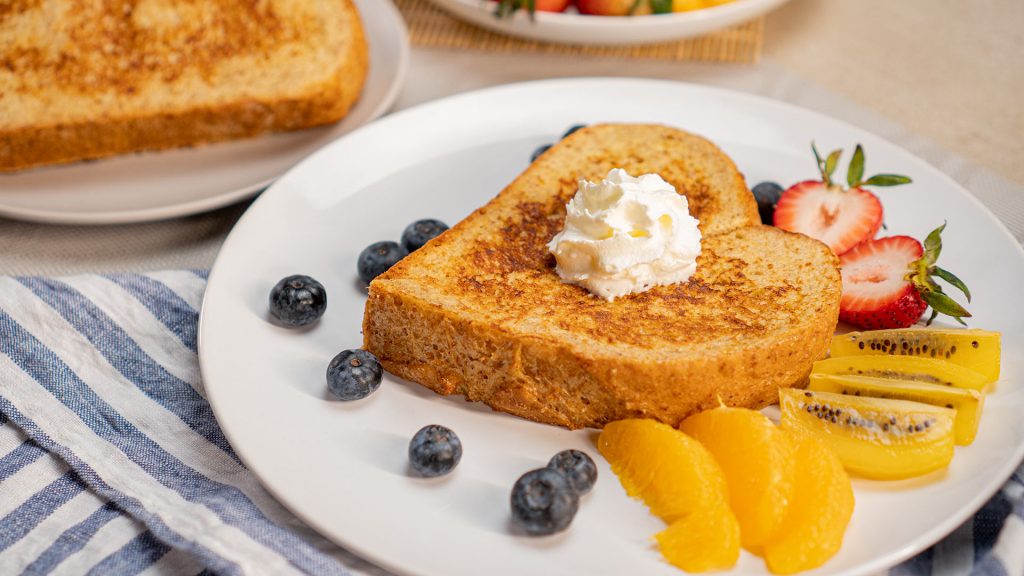 Easy Light Cinnamon French Toast