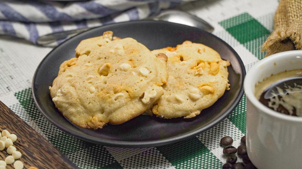 White Chocolate Butterscotch Cookies Recipe, Cookies with white chocolate and butterscotch chips