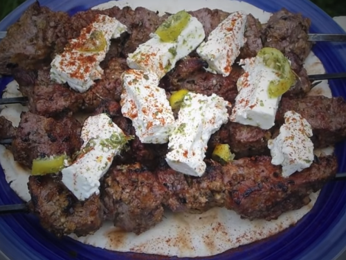 greek-lamb-souvlaki-with-garlic-yogurt-dip-sauce-recipe