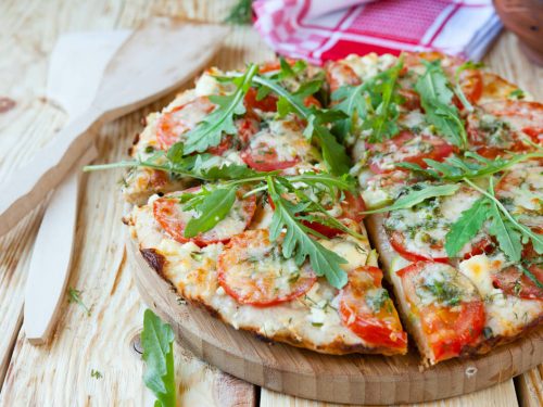 heirloom-tomato-arugula-goat-cheese-pizza-recipe