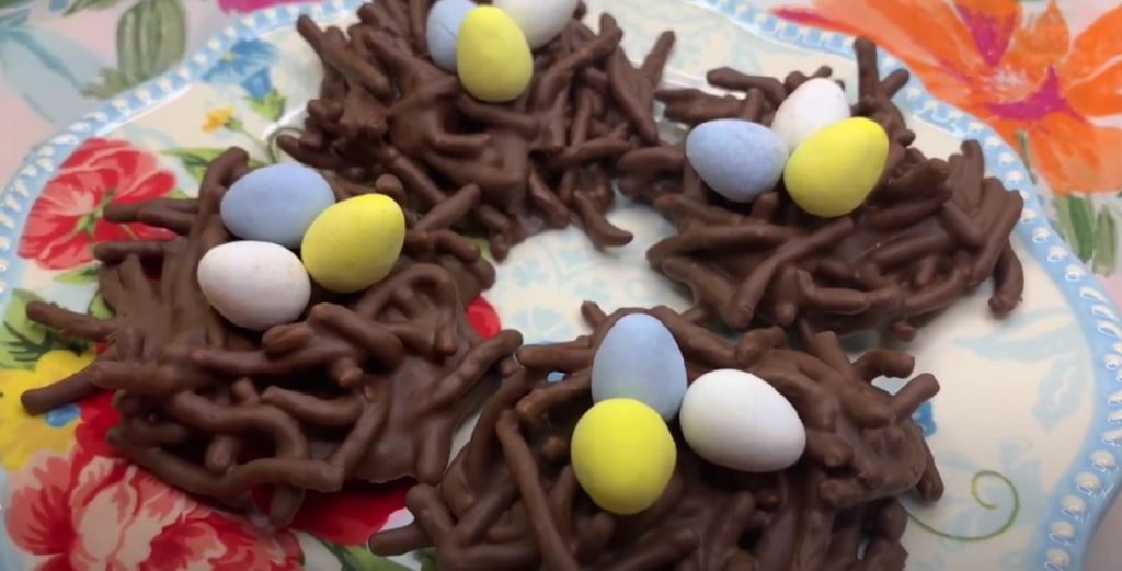 Baby Bird's Nest Chocolate Candy Pretzels Recipe