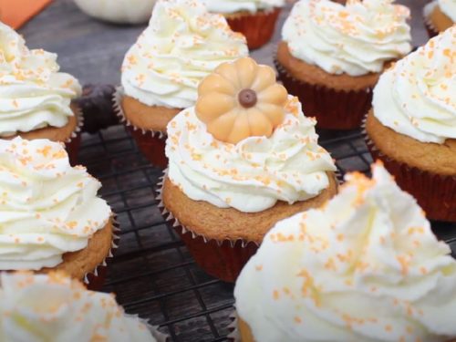 Pumpkin Cupcakes with Pumpkin Cream Cheese Frosting Recipe