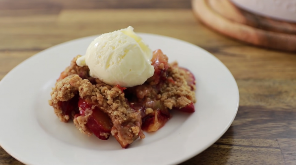 plum-crisp-with-oat-and-almond-meal-topping-recipe