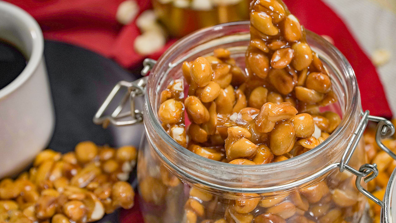 Quick and Easy Honey-Roasted Peanuts Recipe 