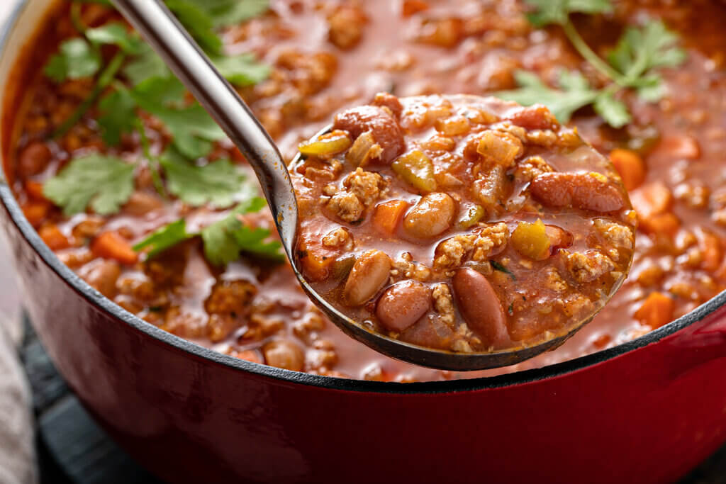 Easy Dutch Oven Chili Recipe - Stovetop Chili with Beans or Not