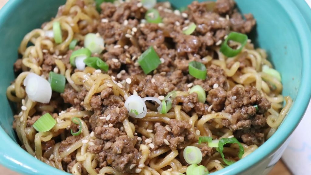 Ground-Beef-Teriyaki-Ramen-Recipe