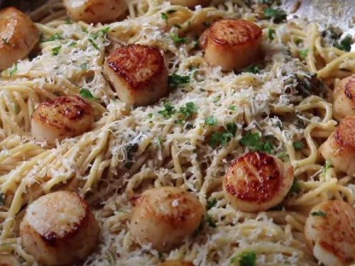 Angel Hair Pasta with Scallops and Tomatoes Recipe