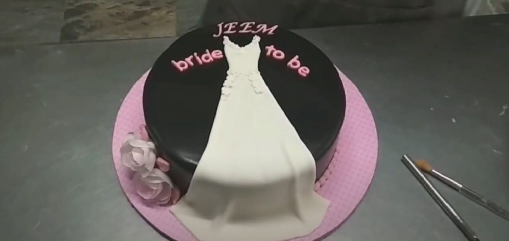 Bridal Shower Cake  Bridal shower cakes, Bachelorette cake, Cake