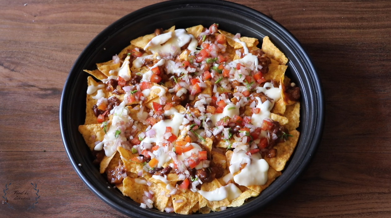 Loaded Nachos with Ground Turkey, Beans and Cheese - Skinnytaste