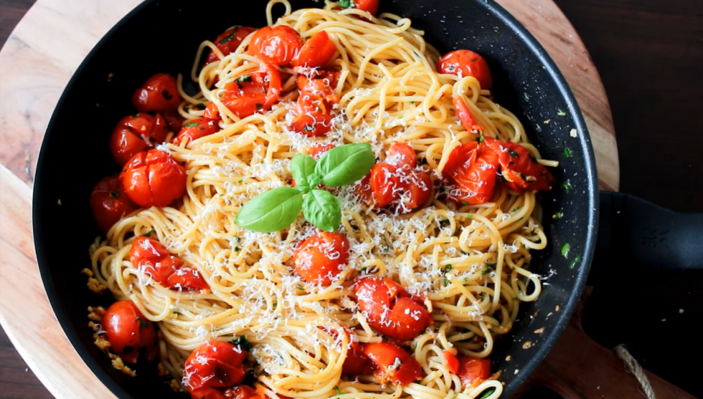 creamy-cherry-tomato-and-summer-squash-pasta-recipe