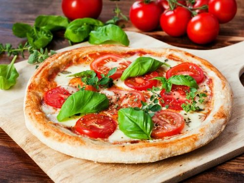 easy-margherita-pizza-recipe
