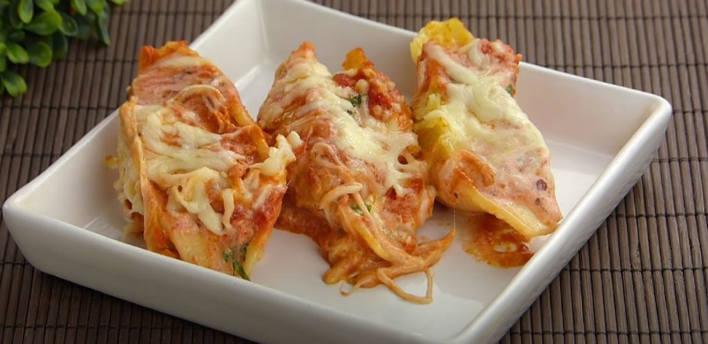 Jumbo Shell Pasta Stuffed with Baby White Cheddar and Chicken Macaroni Recipe