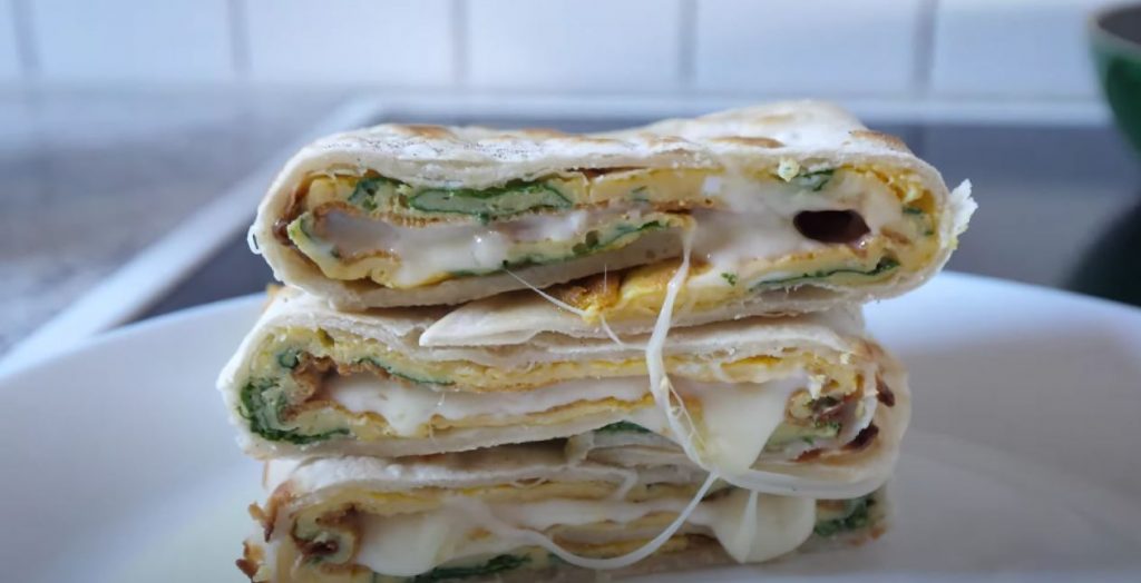 Omelet Tortilla Breakfast Wrap Recipe