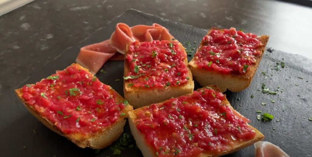 Pan Tomaca (Spanish Tomato Bread) Recipe
