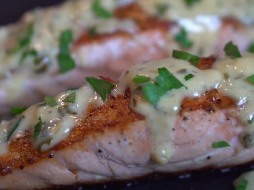 Skillet Seared Salmon with Creamy Cilantro Lime Sauce Recipe