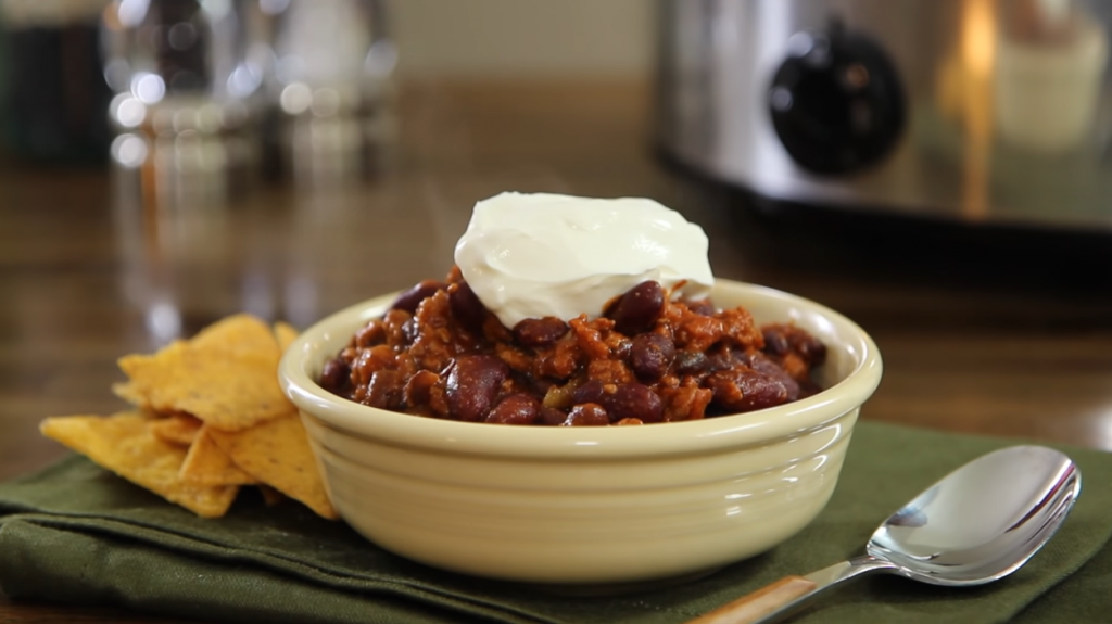 slow-cooker-3-bean-turkey-chili-recipe