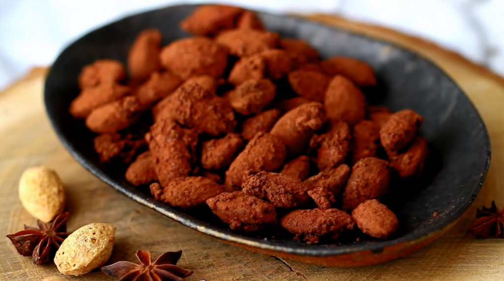 spiced-cocoa-roasted-almonds-recipe