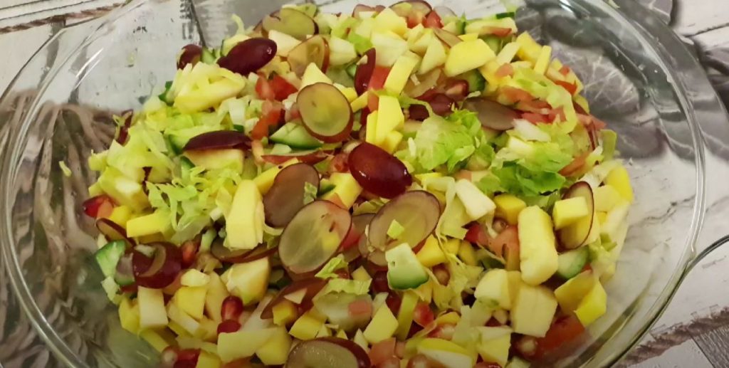 Sweet and Tangy Autumn Salad Recipe