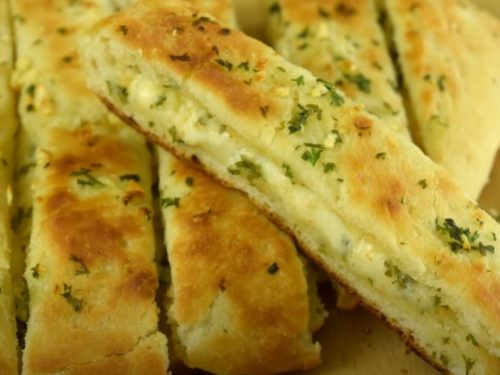 The Best Cheesy Bread Sticks Recipe