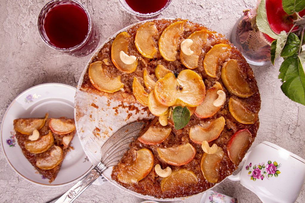 upside down apple cake recipe