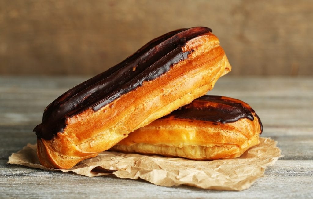 chocolate eclair