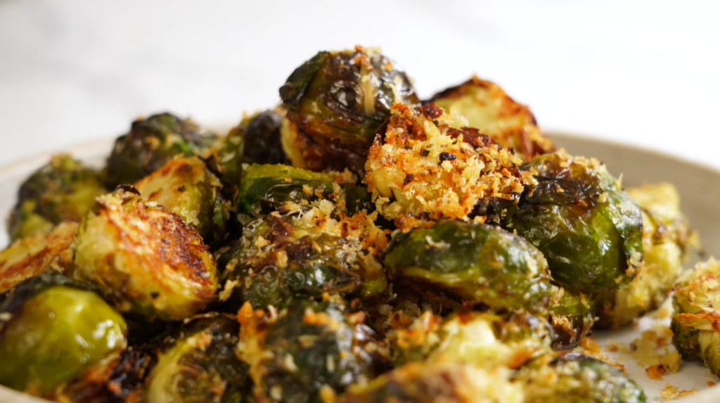garlic-lemon-and-parmesan-roasted-roasted-brussels-sprouts-recipe