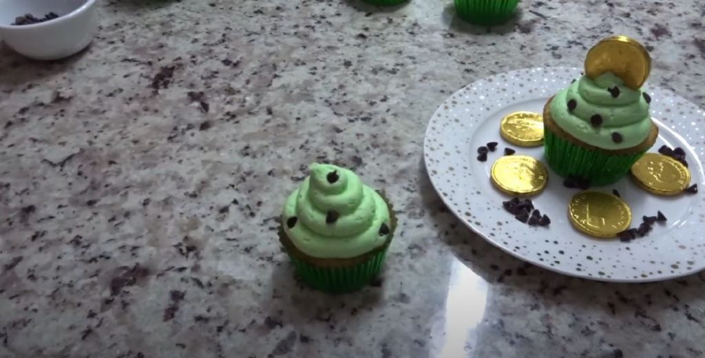 Chocolate Cupcakes With Mint Frosting Recipe